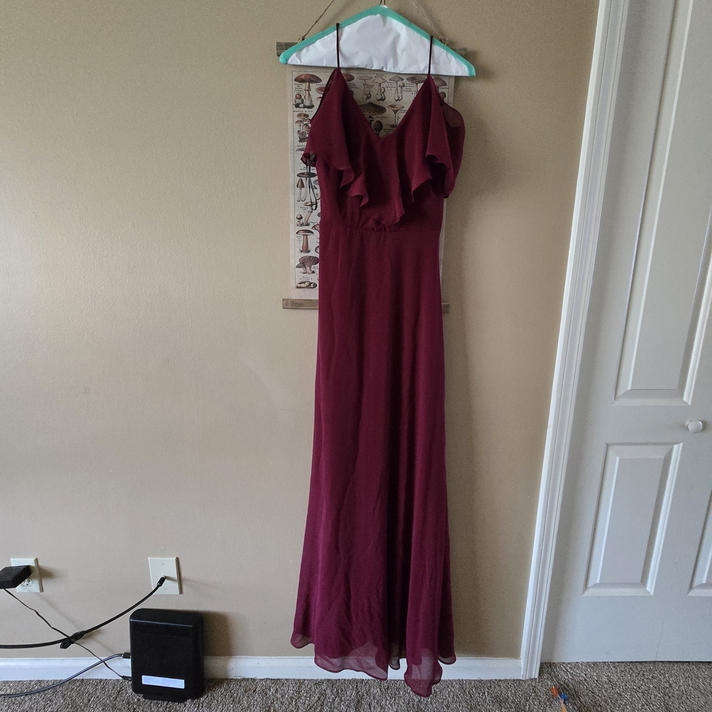 Elegant Burgundy Evening Gown